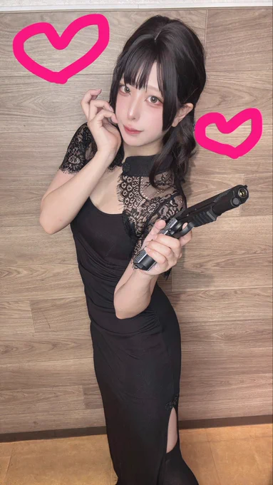 チャイナ系の衣装なのでスリットがあるのだ！
チャイナボタンもあってとてもキュートなので気に入ってます𐔌՞⁔•͈ ·̫ •͈⁔՞𐦯