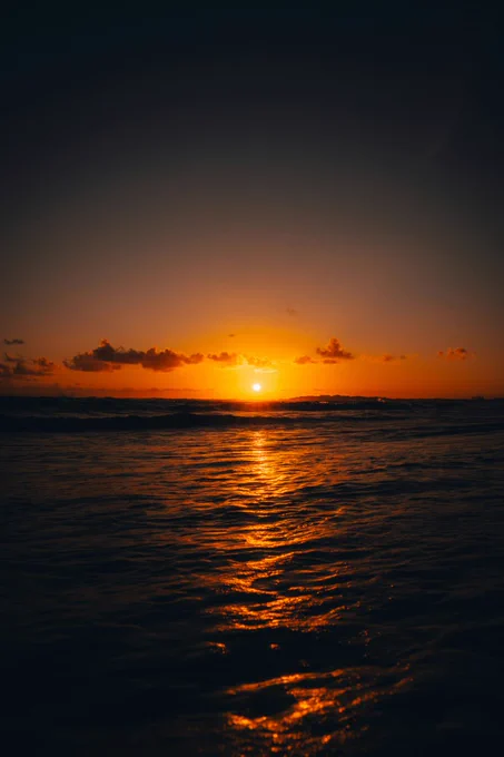 Image submitted to freestock by Leo Yan 