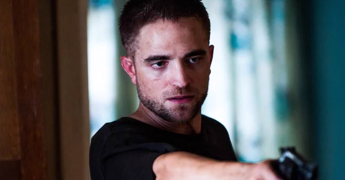 Robert Pattinson's Forgotten Mad Max Replacement Is Driving Away From Netflix