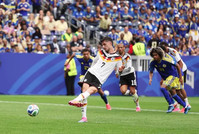 เยอรมันได้จุดโทษ!, เยอรมนี 🇩🇪 3-1 🇳🇷 คูราเซา (นาทีที่'45 5,ฮาเวิร์ตซ์)
ฮาเวิร์ตซ์ ยิงจุดโทษเข้าไป
#sakdakul 
#liveblog 
#อู๋แอคชั่น
#บอลโลก
