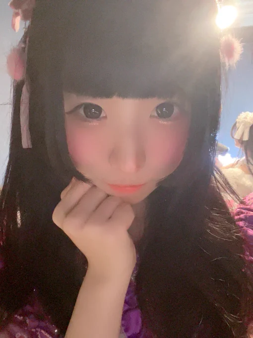 私のスマホで自撮りしてた広海さん

お誕生日おめでとう！
20歳お祝いさせてくれてありがとう！
遂にお酒飲めちゃうね🍺( ¯꒳​¯ )ᐝ
一緒に乾杯しようね！！

大好きだよー！