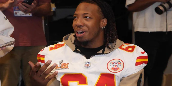 CBS Sports Writer declares Chiefs the winner of Wanya Morris trade