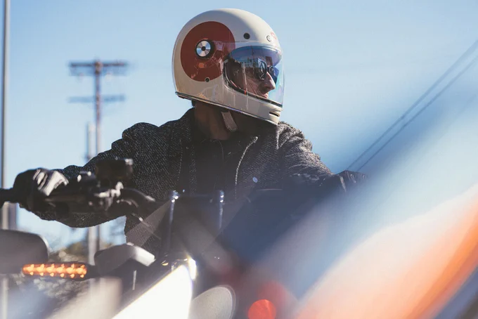 🤫 Lautlos, aber nicht unsichtbar! Die LiveWire S2 Mulholland zieht alle Blicke auf sich – und das ganz ohne Motorenlärm. Stilvoll, agil und mit maximalem Drehmoment ab der ersten Sekunde. 🚀⚡

✨ Bist du bereit für das leise Kraftpaket?

➡️ Jetzt Probefahrt buchen & den Unterschied spüren! 🔗 calendly.com/e-performance/livewire
📞 Oder ruf uns an:  41 62 777 41 71

#LiveWire #EPerformance #Mulholland #SilentPower #FeelTheTorque