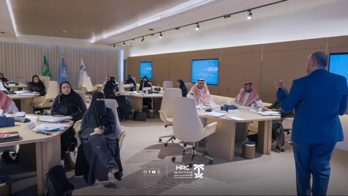 ضمن جهودها في تعزيز قدرات الكفاءات الوطنية، أطلقت #هيئة_حقوق_الإنسان، بالتعاون مع مفوضية الأمم المتحدة السامية لحقوق الإنسان، برنامج “تدريب المدربين” حول الاتفاقية الدولية للقضاء على جمعيع أشكال التمييز ضد المرأة، خلال الفترة من 14 إلى 18 يونيو 2026م، بهدف إعداد مختصين قادرين على نقل المعرفة وتطوير البرامج التدريبية في هذا المجال، بما يعزز الالتزام بالمعايير الدولية ويواكب الجهود الوطنية في حماية #حقوق_الإنسان.