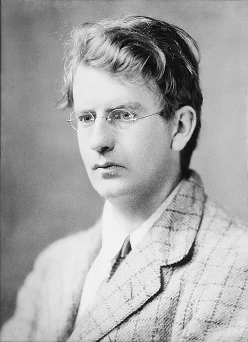 We remember...

John Logie Baird - inventor
13 August 1888 – 14 June 1946
Age 57

John demonstrated the world's first mechanical television system in 1926. He went on to invent the first publicly demonstrated colour television system and the first viable purely electronic colour television picture tube.