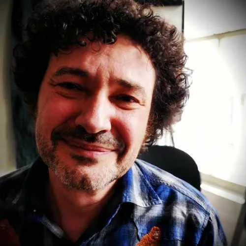 Happy Birthday 🎈🎉🎁🎂

Screenwriter, author and musician Jeremy Dyson was born on 14 June 1966.