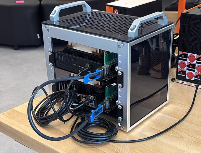 Frameworn Desktop Mainboard cluster