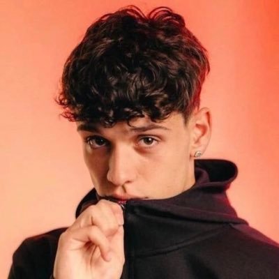 @O_sirr profile picture