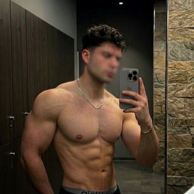 @BerlinStr8Flex profile picture