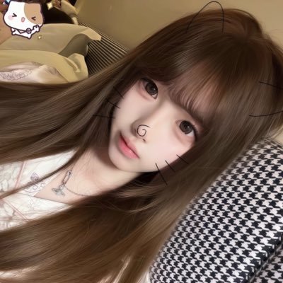 @schoolbagzcv profile picture
